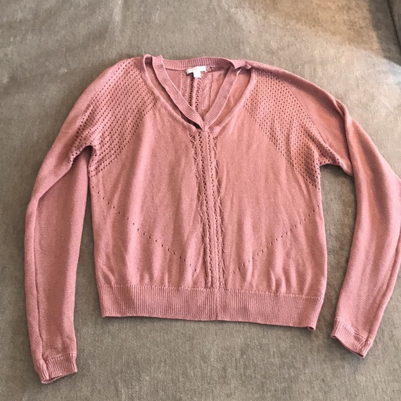 New York and Company Mauve sweater size L great condition! - Picture 6 of 10